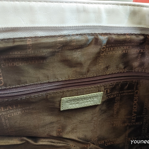 Chocolate Handbag - Picture 7 of 7